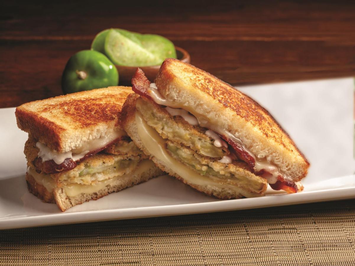 Holiday Inn & Suites - Toledo Southwest - Perrysburg By Ihg Εξωτερικό φωτογραφία